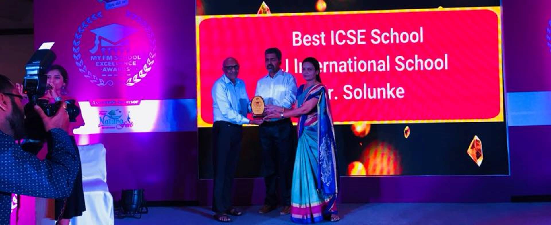Best ICSE School Award by Dainik Bhaskar Group